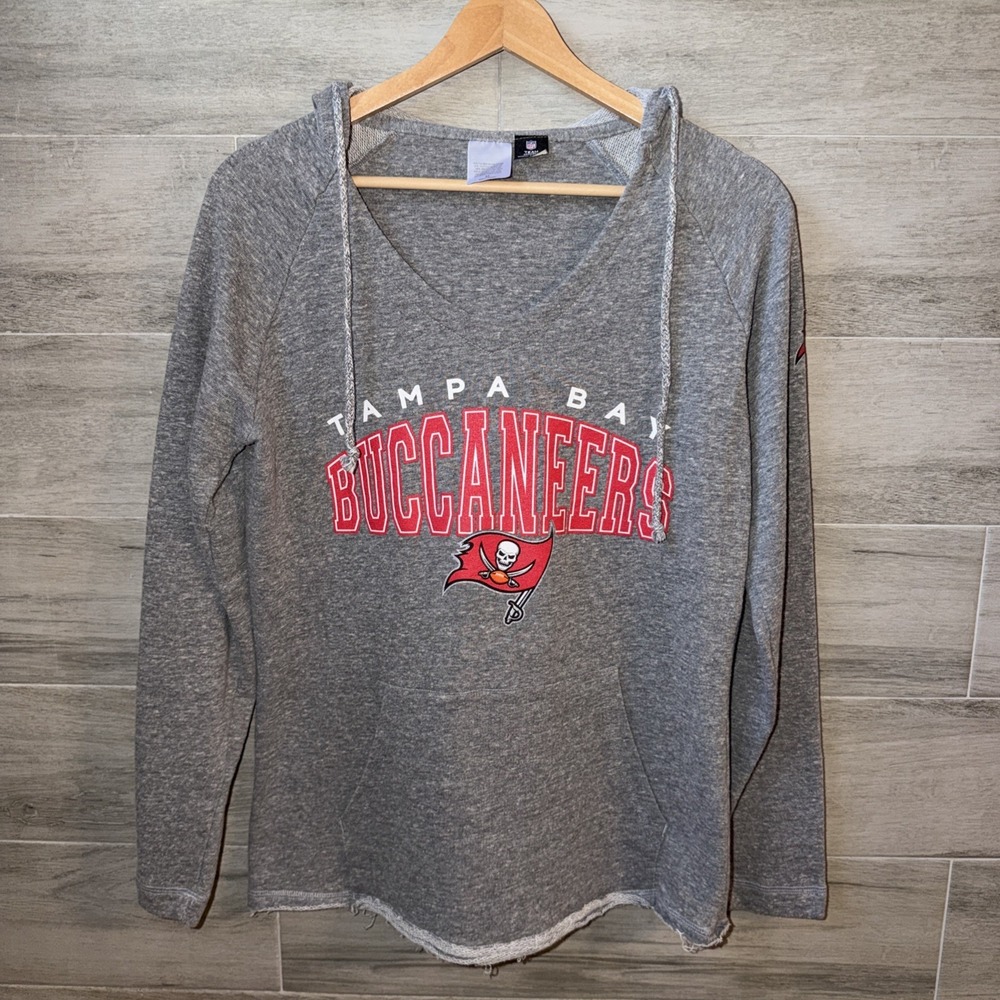 Tampa Bay Buccaneers/NFL Women's V-Neck Hooded Sweatshirt Size M Gray Pocket